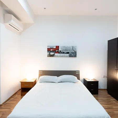 Blue Line Sliema2 Σεντ Πόλς Μπέι