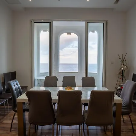 Blue Line Sliema2 * St. Paul's Bay